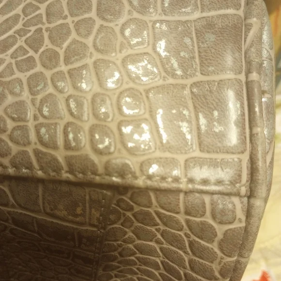 Nine West Dome Shoulder/ Tote Bag - Picture 7 of 12